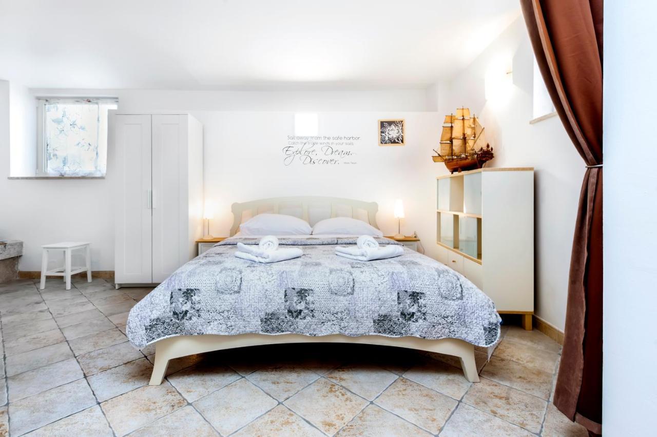 Dolce Studio Apartmani Rovinj Exterior photo